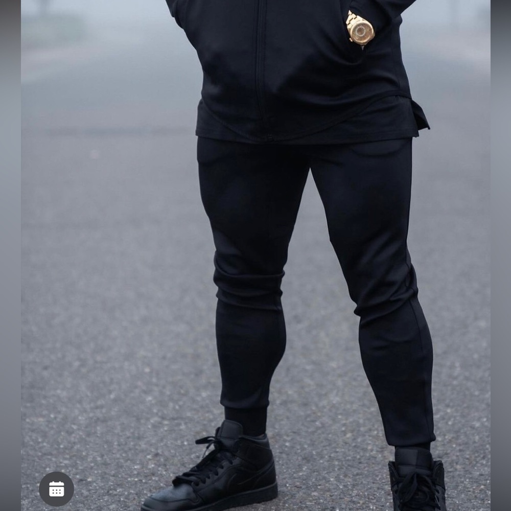 TYC black joggers S